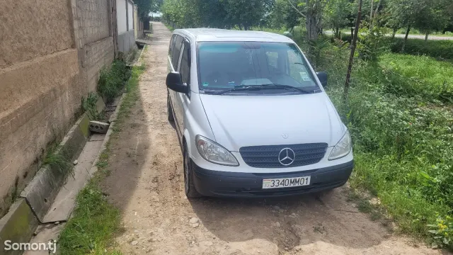 Mercedes-Benz Viano 2006 · MT