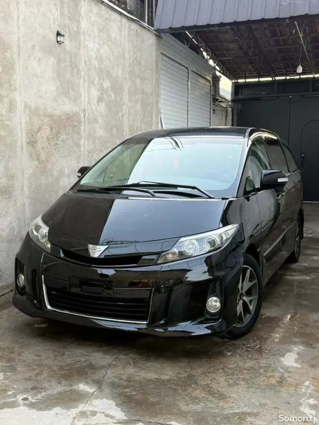 Toyota Estima 2014 · 2.4 AT