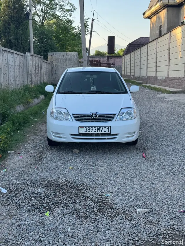 Toyota Corolla 2004 · 1.5 AT