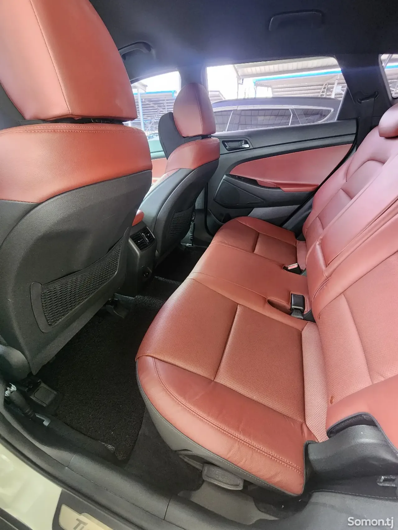 Hyundai Tucson 2018 · 1.6 AT