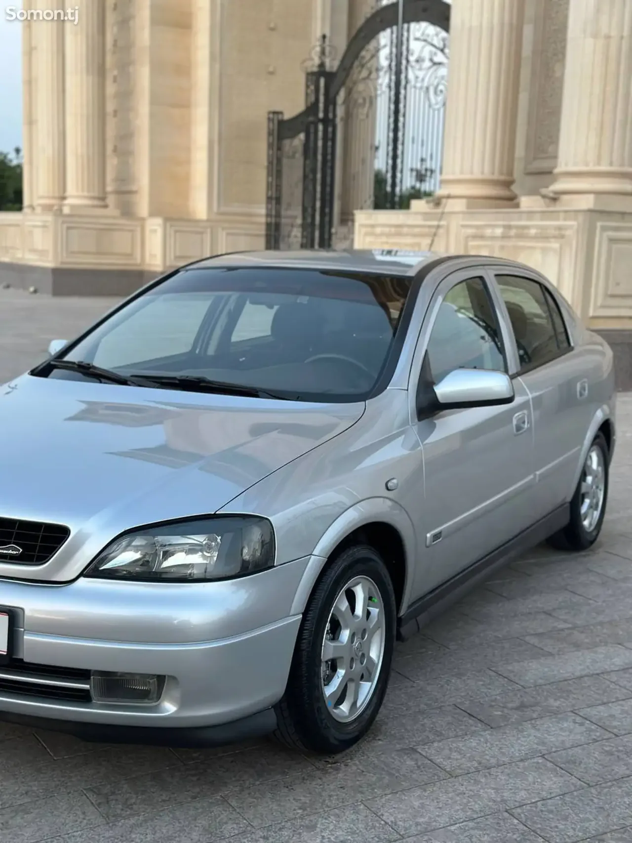Opel Astra G 2000 · 1.6 MT