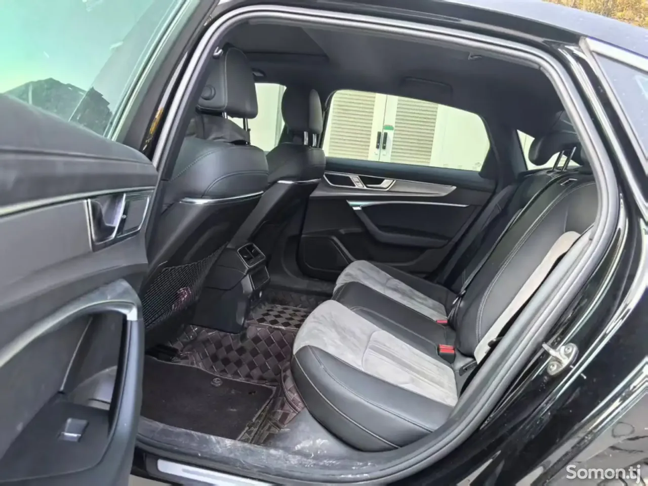 Audi A6 2022 · 3.0 AT