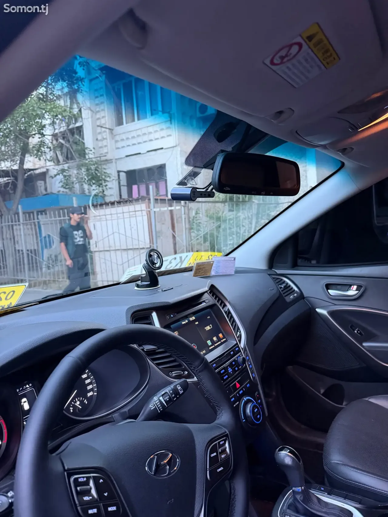 Hyundai Santa Fe 2015 · 2.0 AT