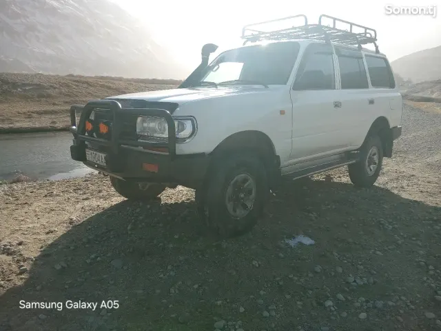 Toyota Land Cruiser 1998 · 4.2 MT