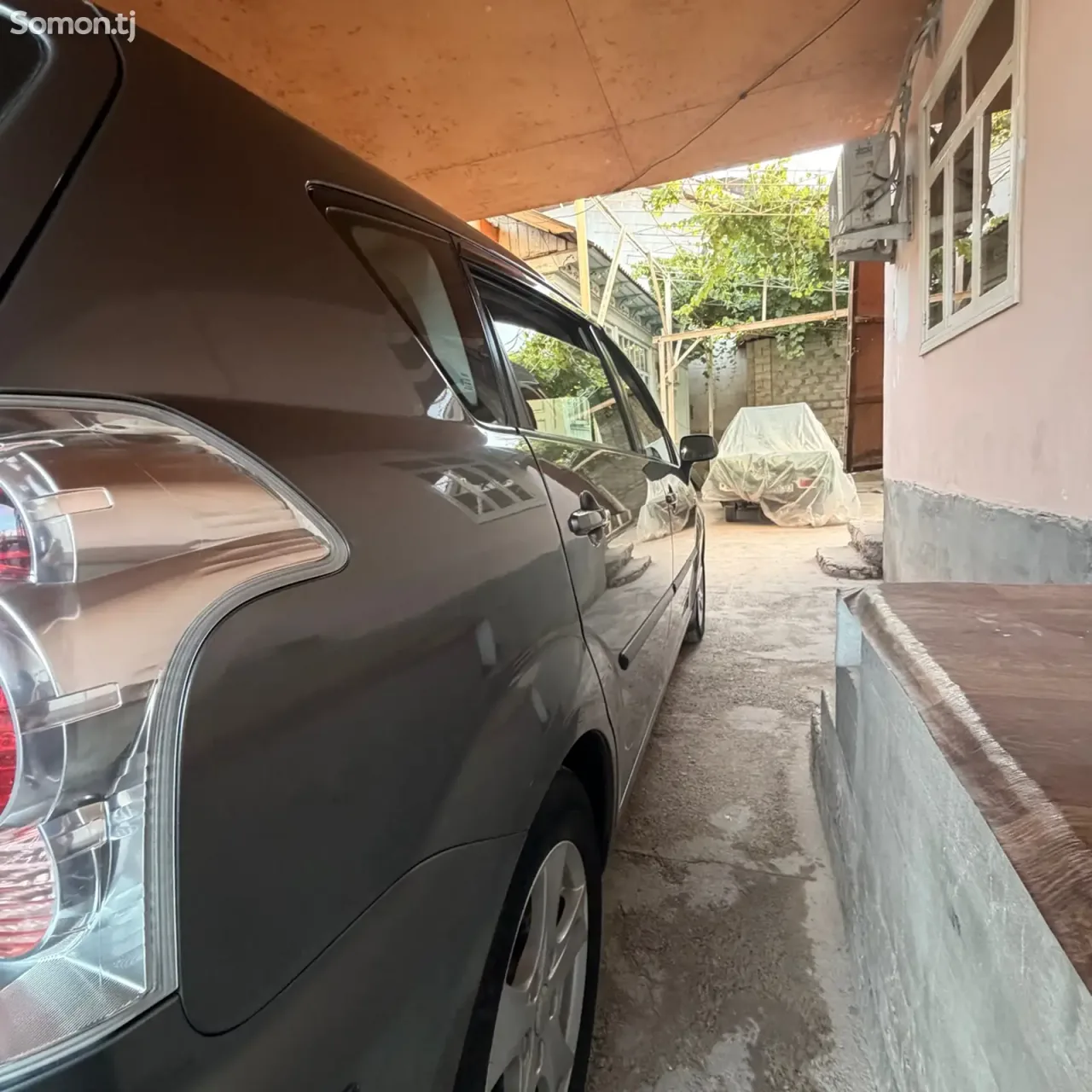 Toyota Verso 2006 · 1.8 MT