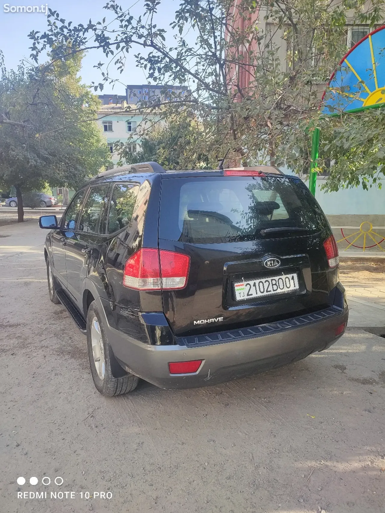 Kia Mohave 2012 · AT