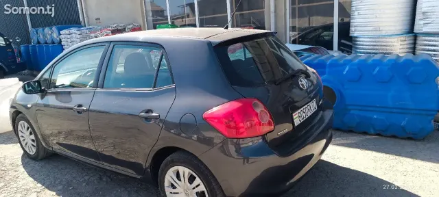 Toyota Auris 2008 · 1.4 MT