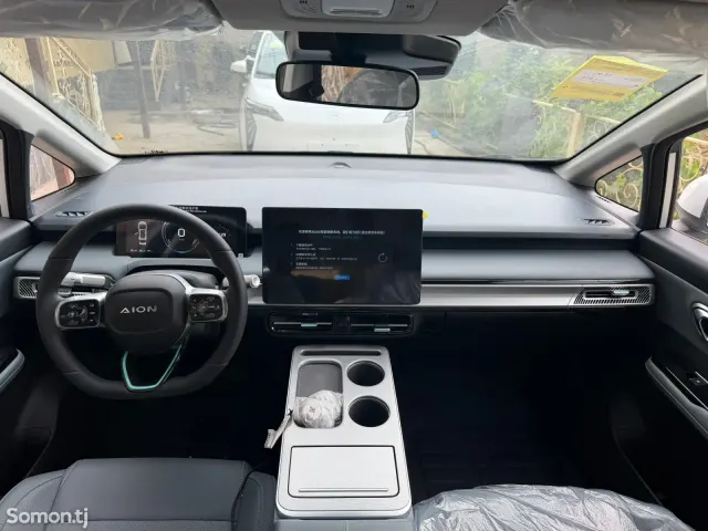 GAC Aion V plus 2025 · AT