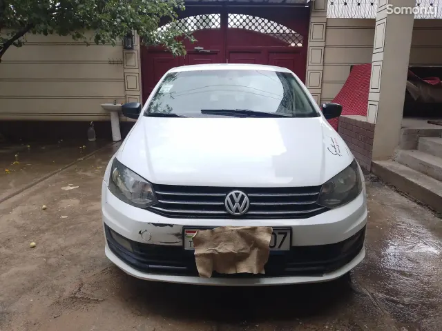 Volkswagen Polo 2017 · 1.6 MT