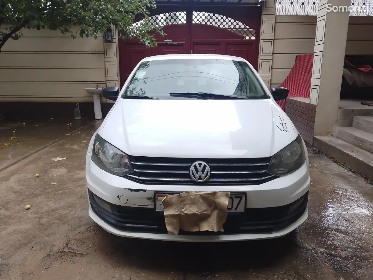 Volkswagen Polo 2017 · 1.6 MT