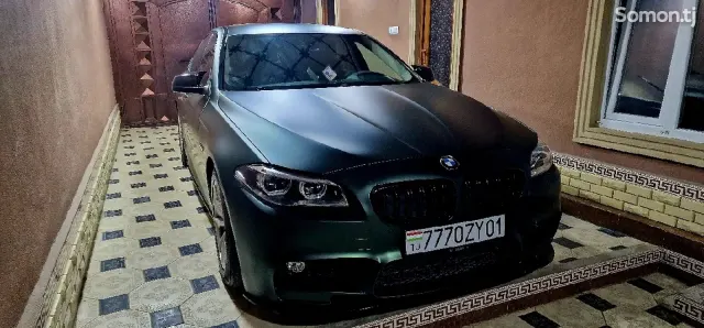 BMW 5 series 2013 · 3.0 AT