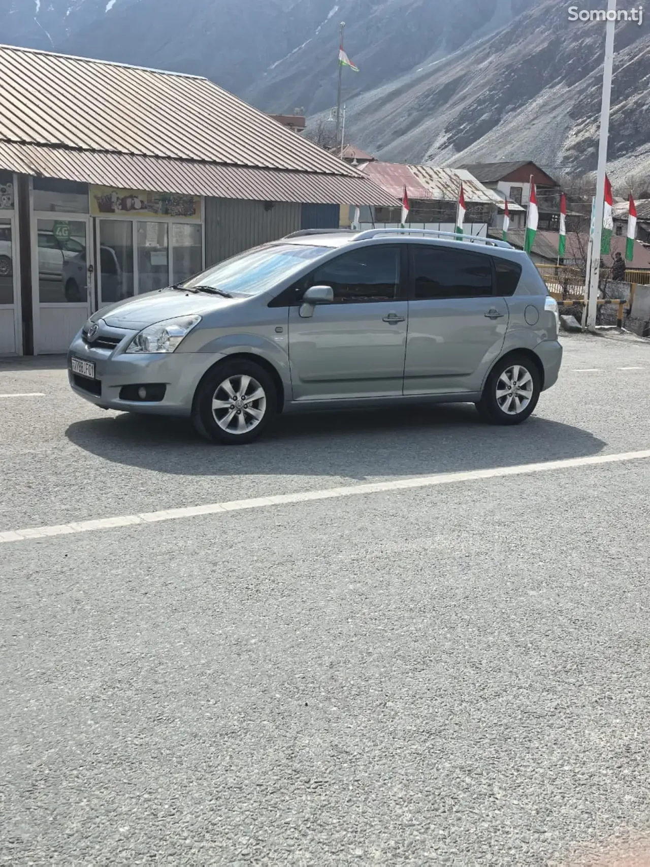Toyota Verso 2009 · 1.8 MT