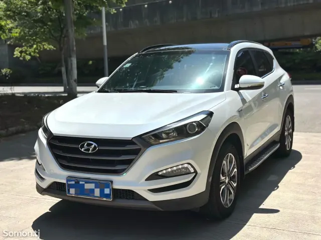 Hyundai Tucson 2015 · 1.6 AT