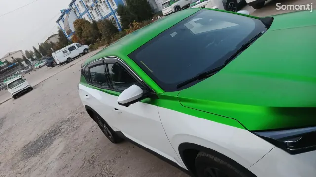 Dongfeng L7 2025 · AT