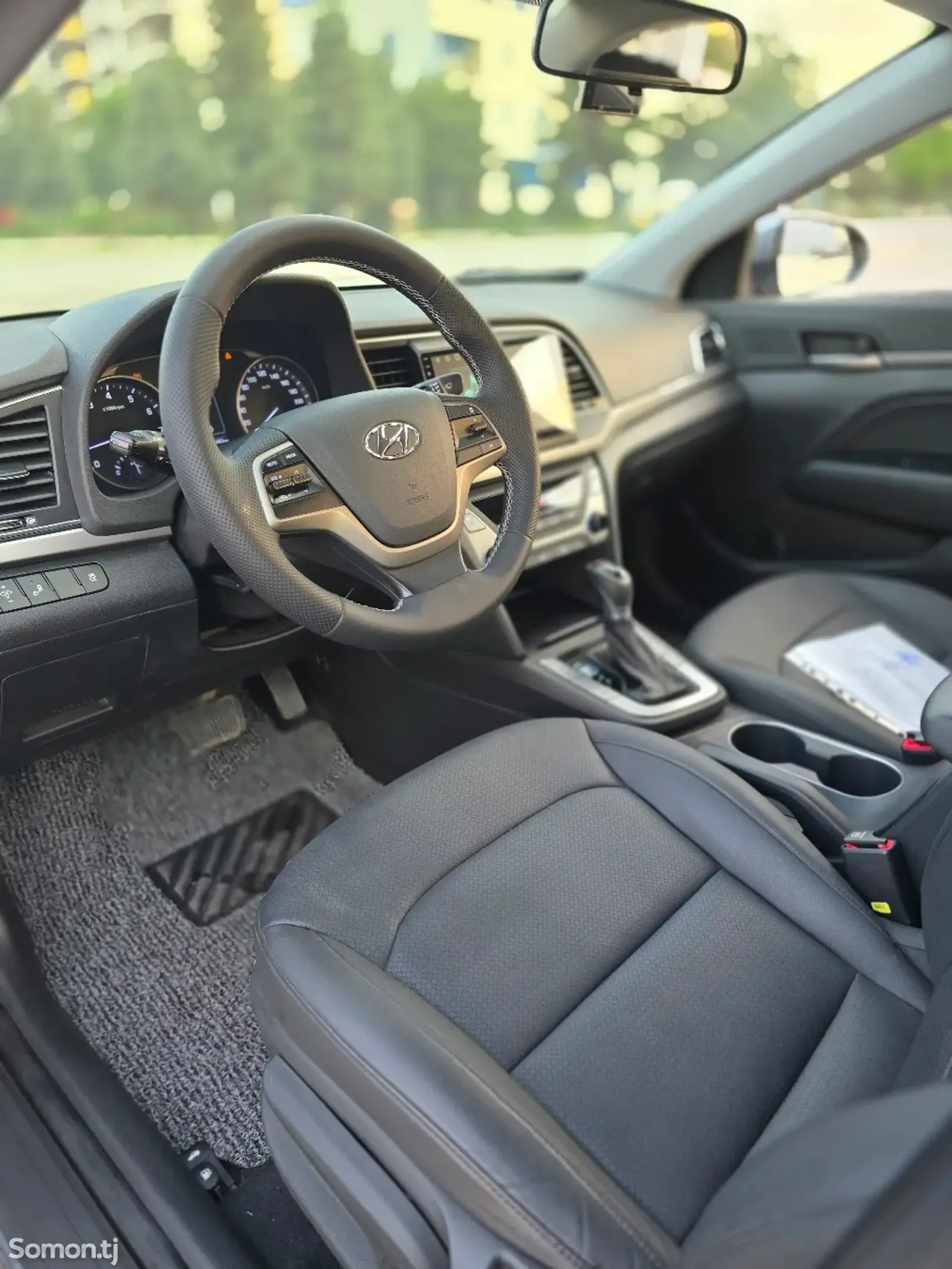 Hyundai Avante 2016 · 1.6 AT
