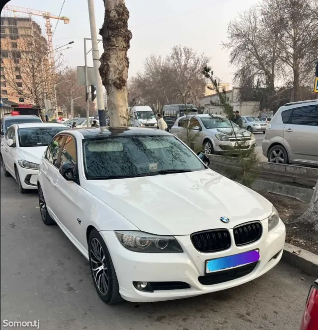 BMW 3 series 2009 · 2.0 AT