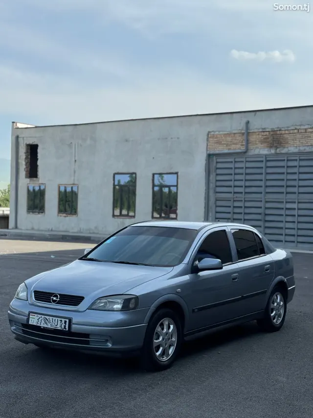 Opel Astra G 2003 · 1.6 AT