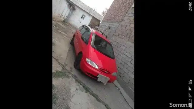 Ford Galaxy 1997 · 2.0 MT