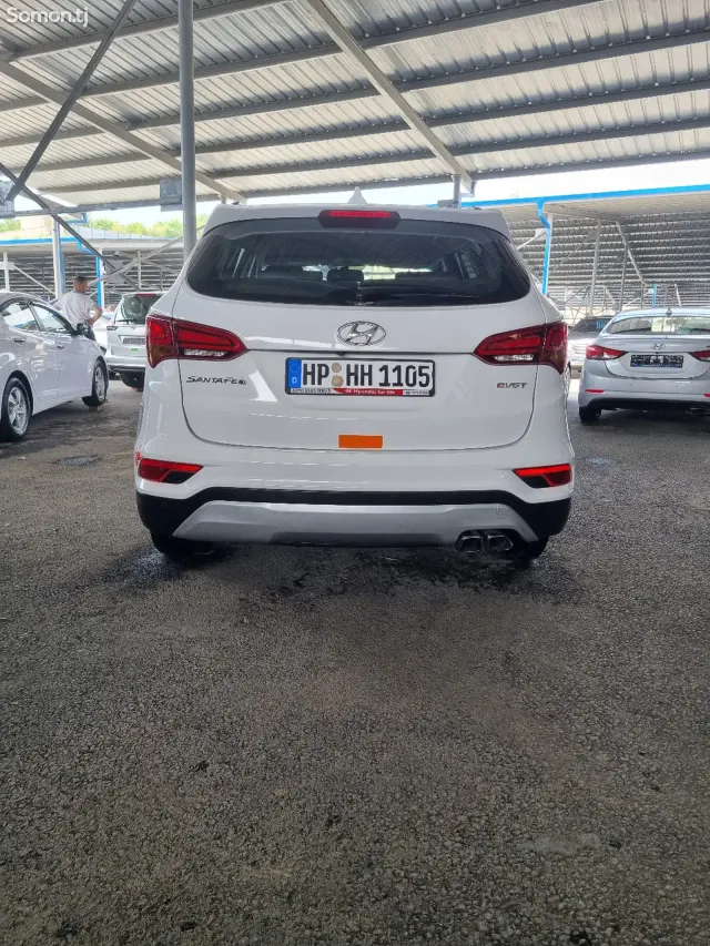 Hyundai Santa Fe 2015 · 2.0 AT
