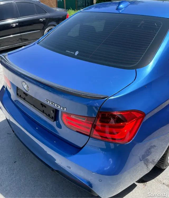 BMW 3 series 2016 · 2.0 AT