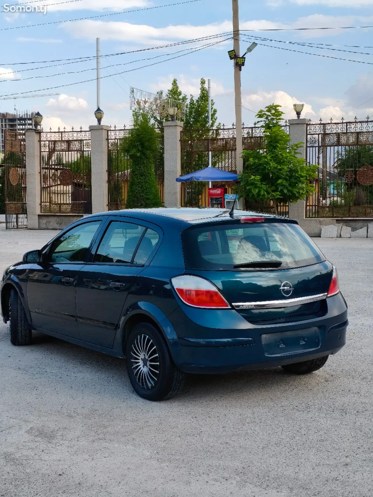 Opel Astra H 2007 · 1.6 MT