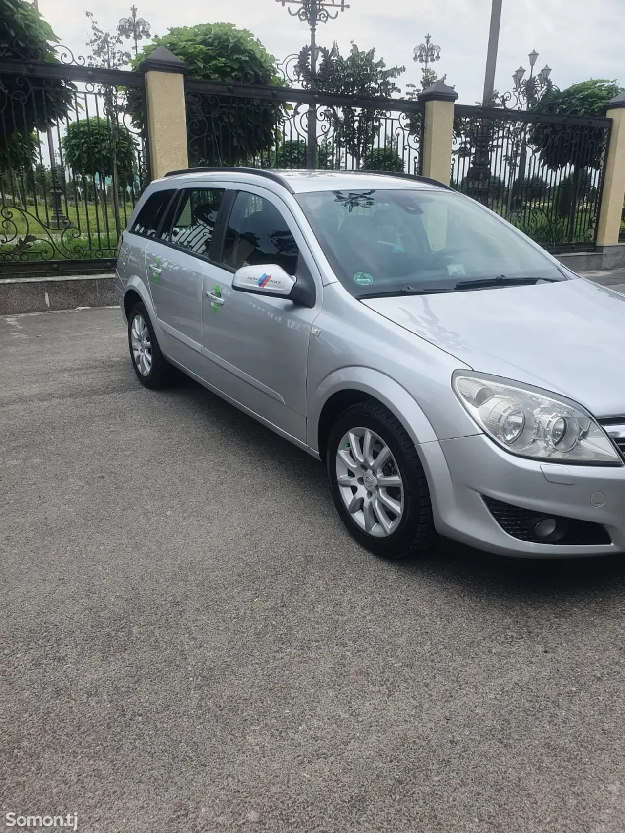 Opel Astra H 2008 · 1.8 MT