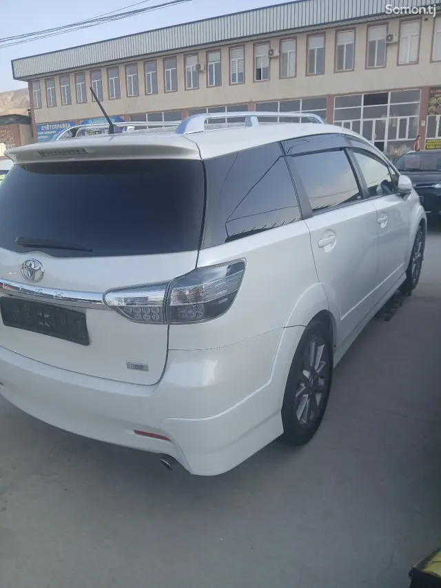 Toyota Wish 2014 · 2.0 AT