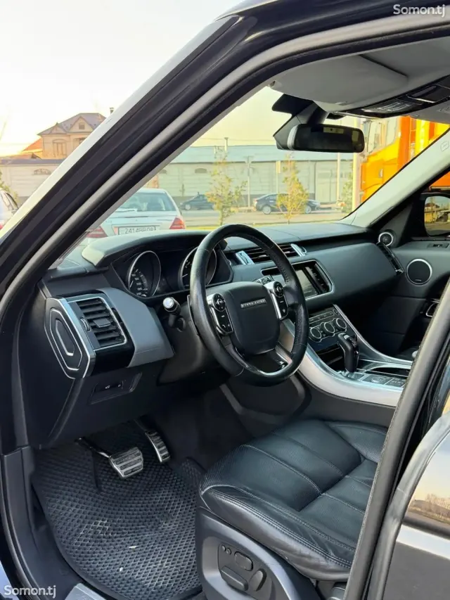 Land Rover Range Rover Sport 2014 · 3.0 AT