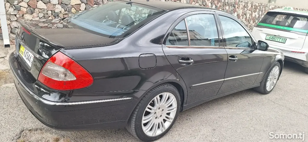 Mercedes-Benz E class 2007 · 3.5 AT