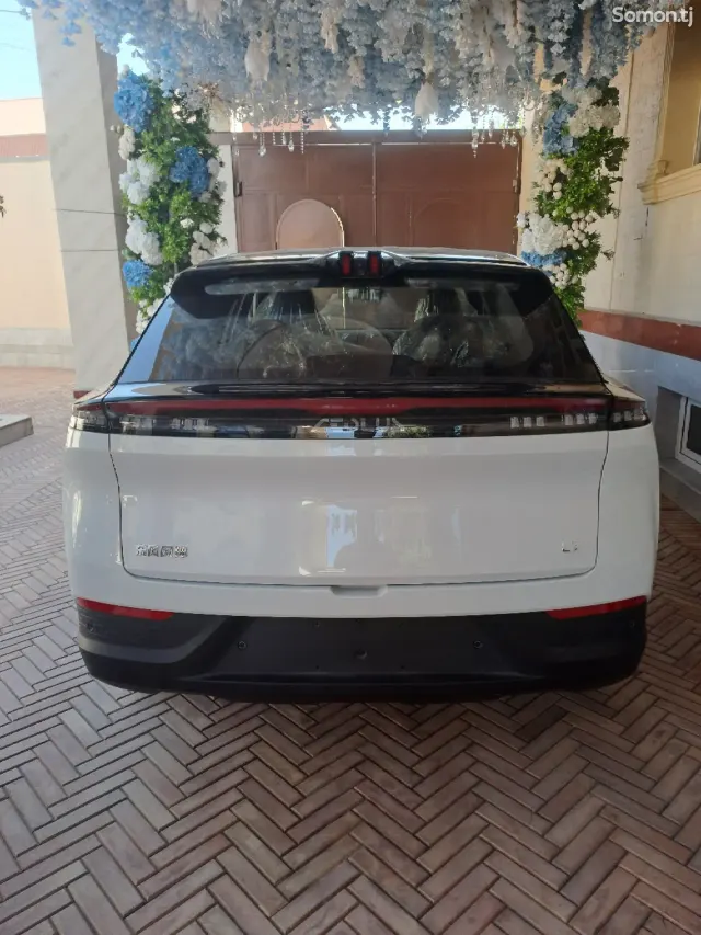 Dongfeng L7 2025 · AMT