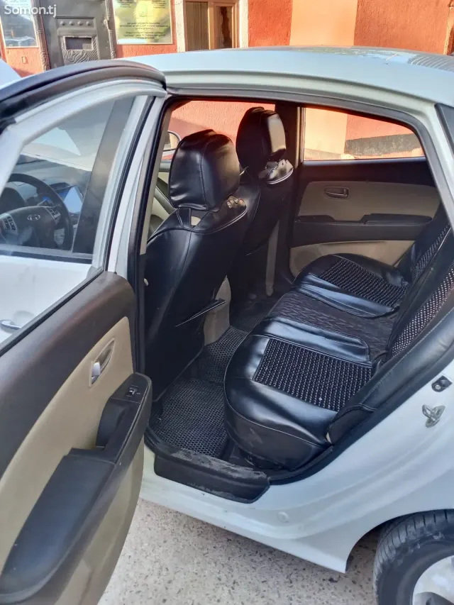 Hyundai Avante 2008 · 1.6 AT