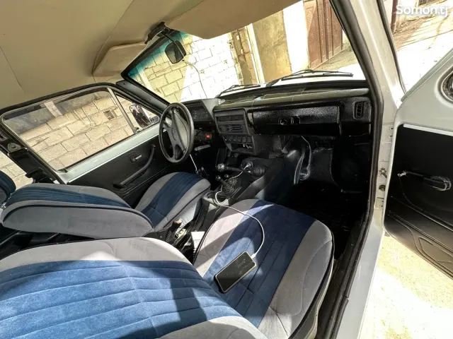 Lada (ВАЗ) Нива 1997 · 1.7 MT