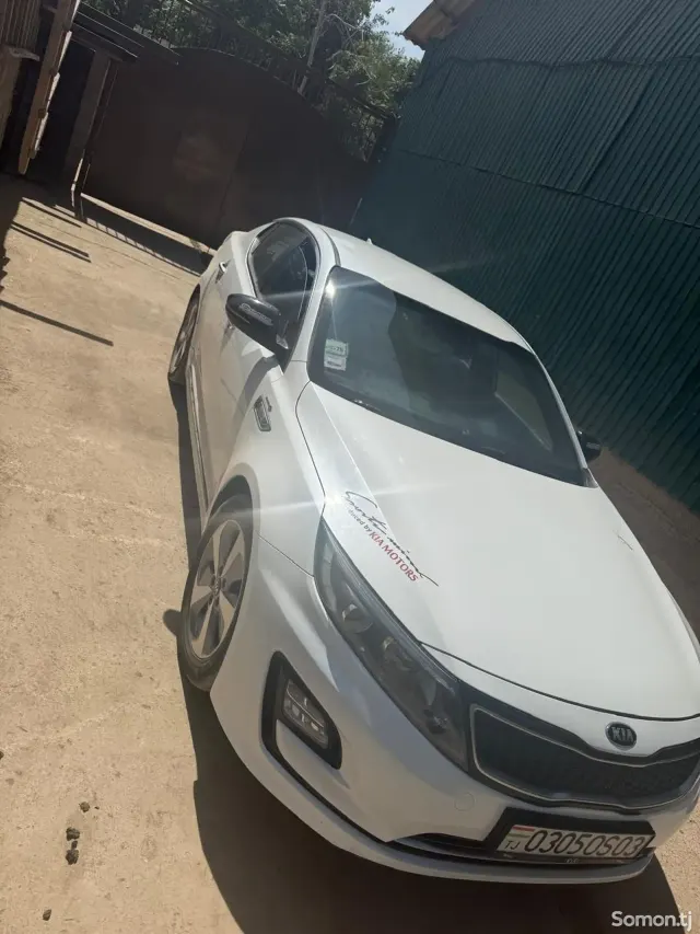 Kia K5 2015 · 2.0 AT