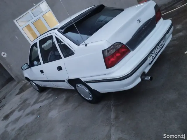 Daewoo Nexia 1996 · 1.5 MT