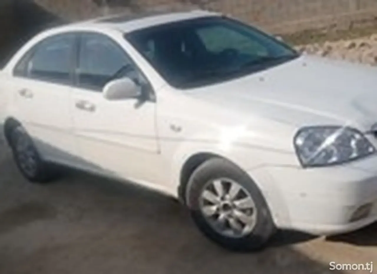 Chevrolet Lacetti 2003 · 1.6 MT