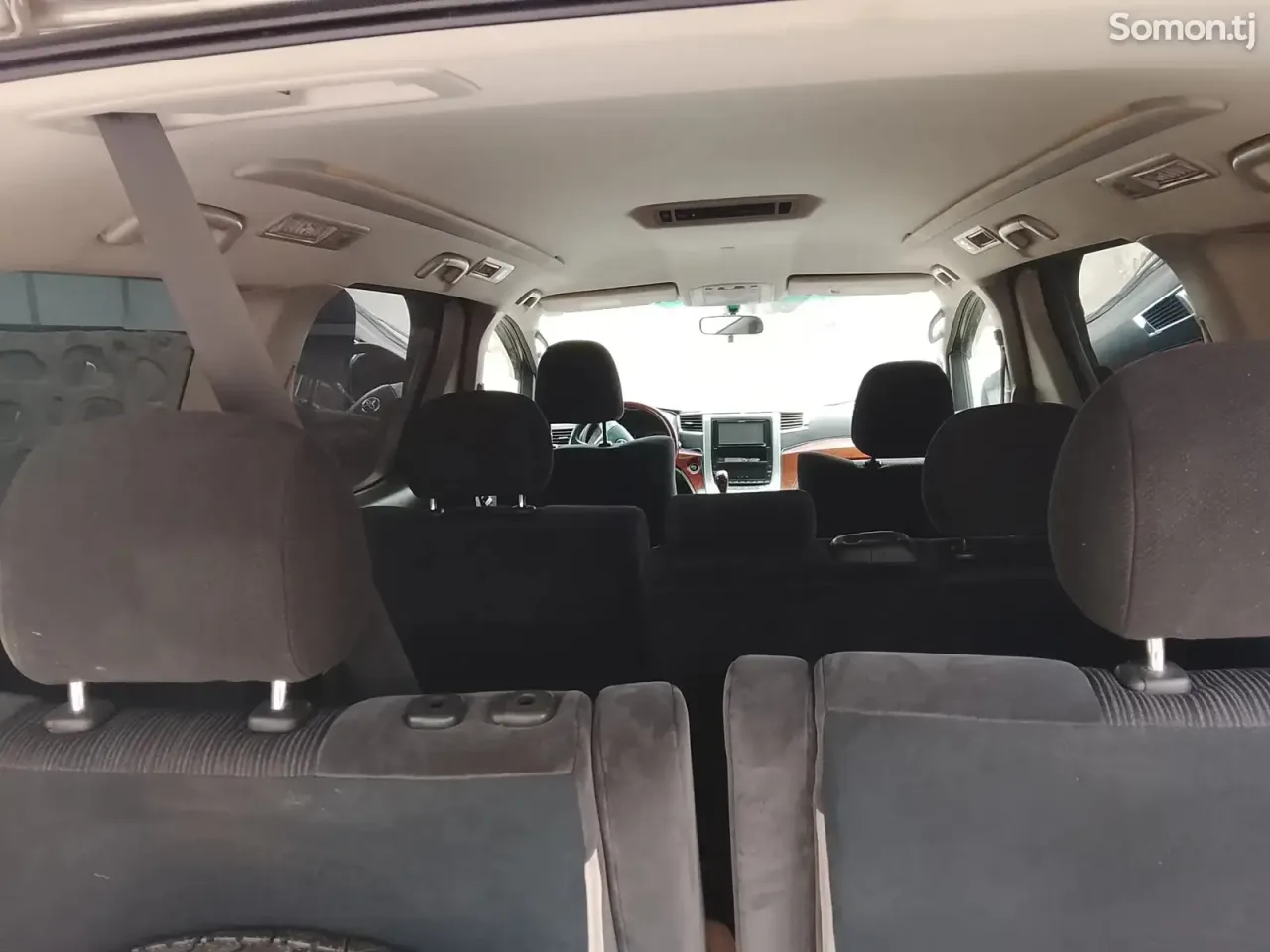 Toyota Vellfire 2008 · 2.4 AT