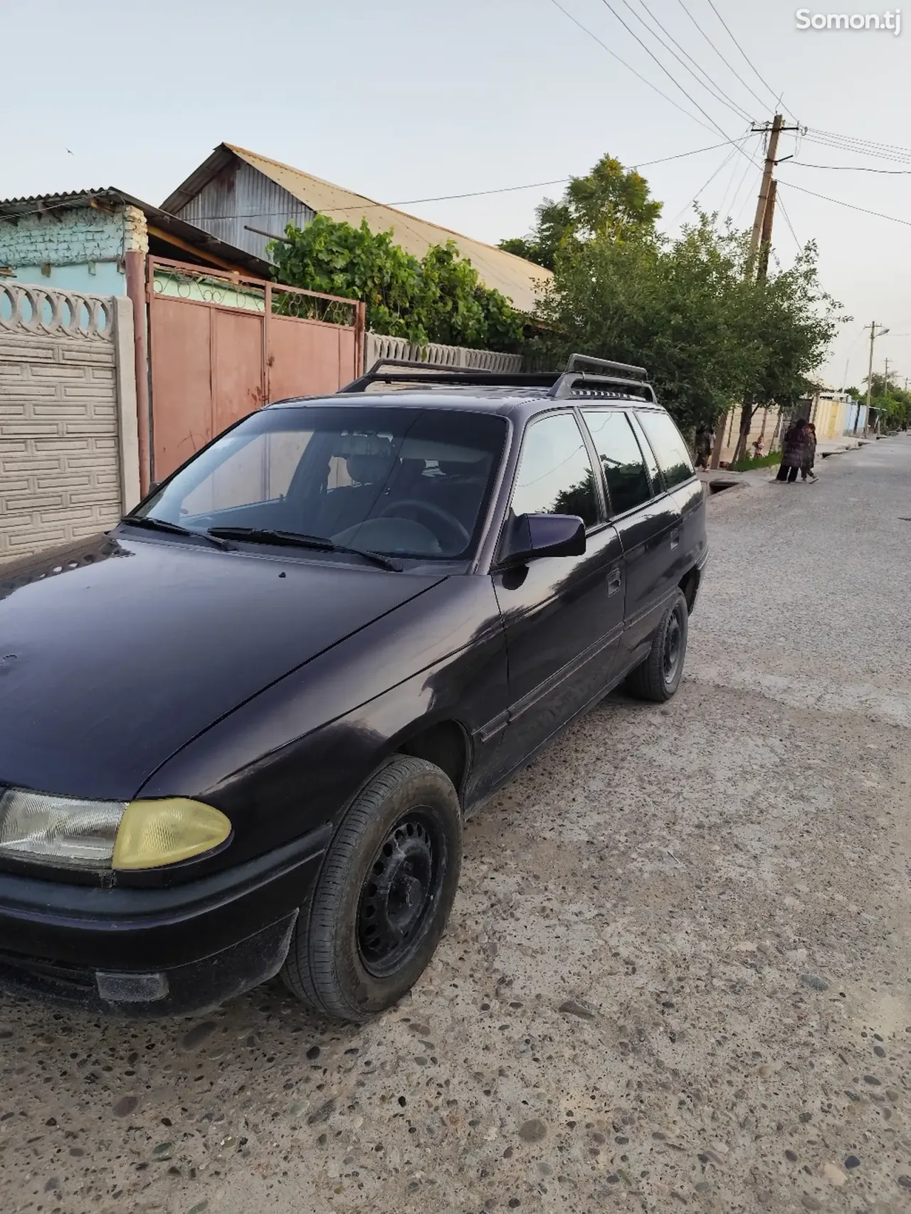 Opel Astra F 1993 · 1.6 MT