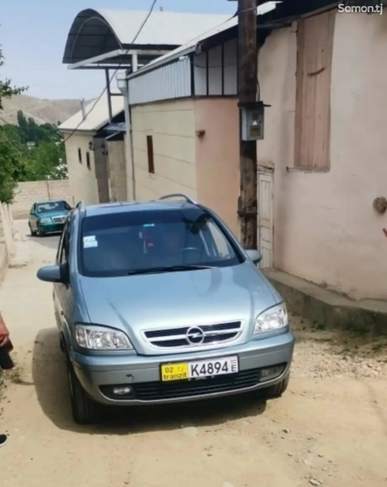 Opel Zafira 2004 · MT