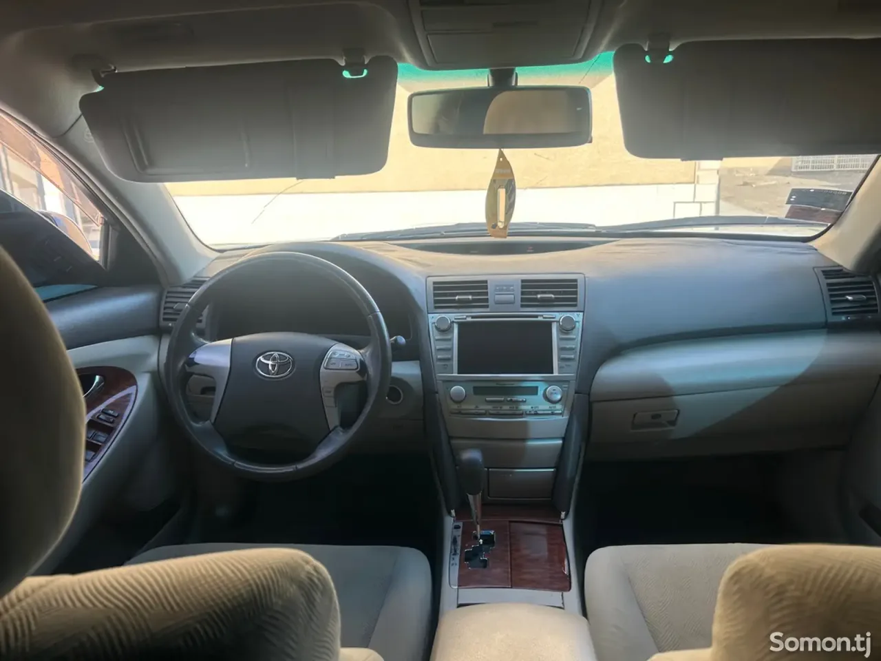 Toyota Camry 2008 · 2.4 AT