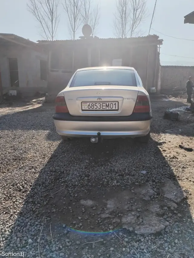 Opel Vectra B 1998 · 1.6 MT