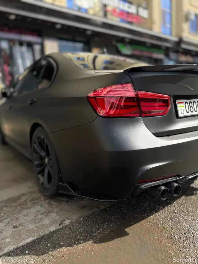 BMW 3 series 2014 · 2.0 AT