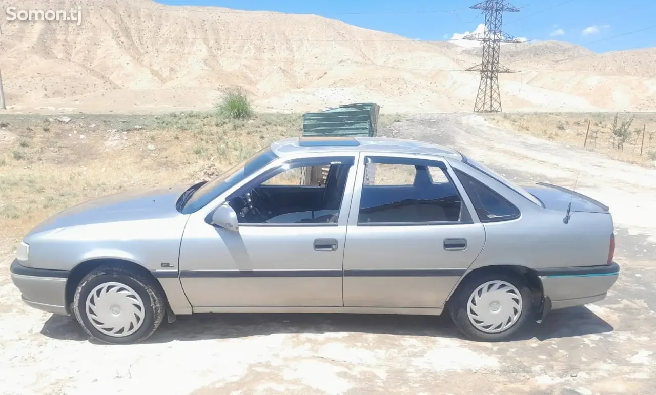 Opel Vectra B 1993 · 1.8 MT