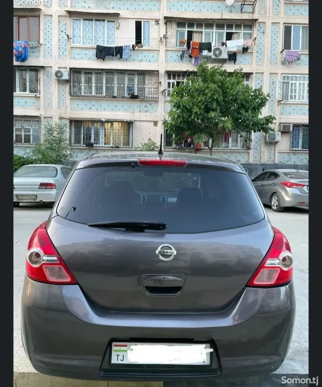 Nissan Tiida 2009 · 1.5 CVT