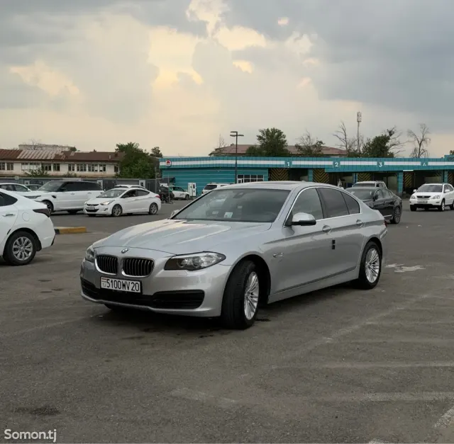 BMW 5 series 2015 · 2.0 AT