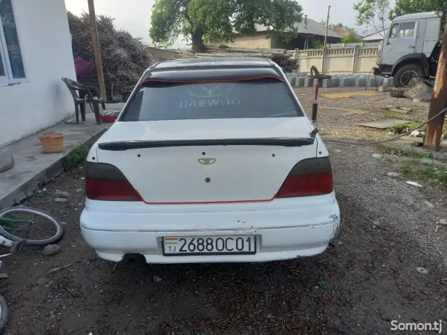Daewoo Nexia 1996 · MT
