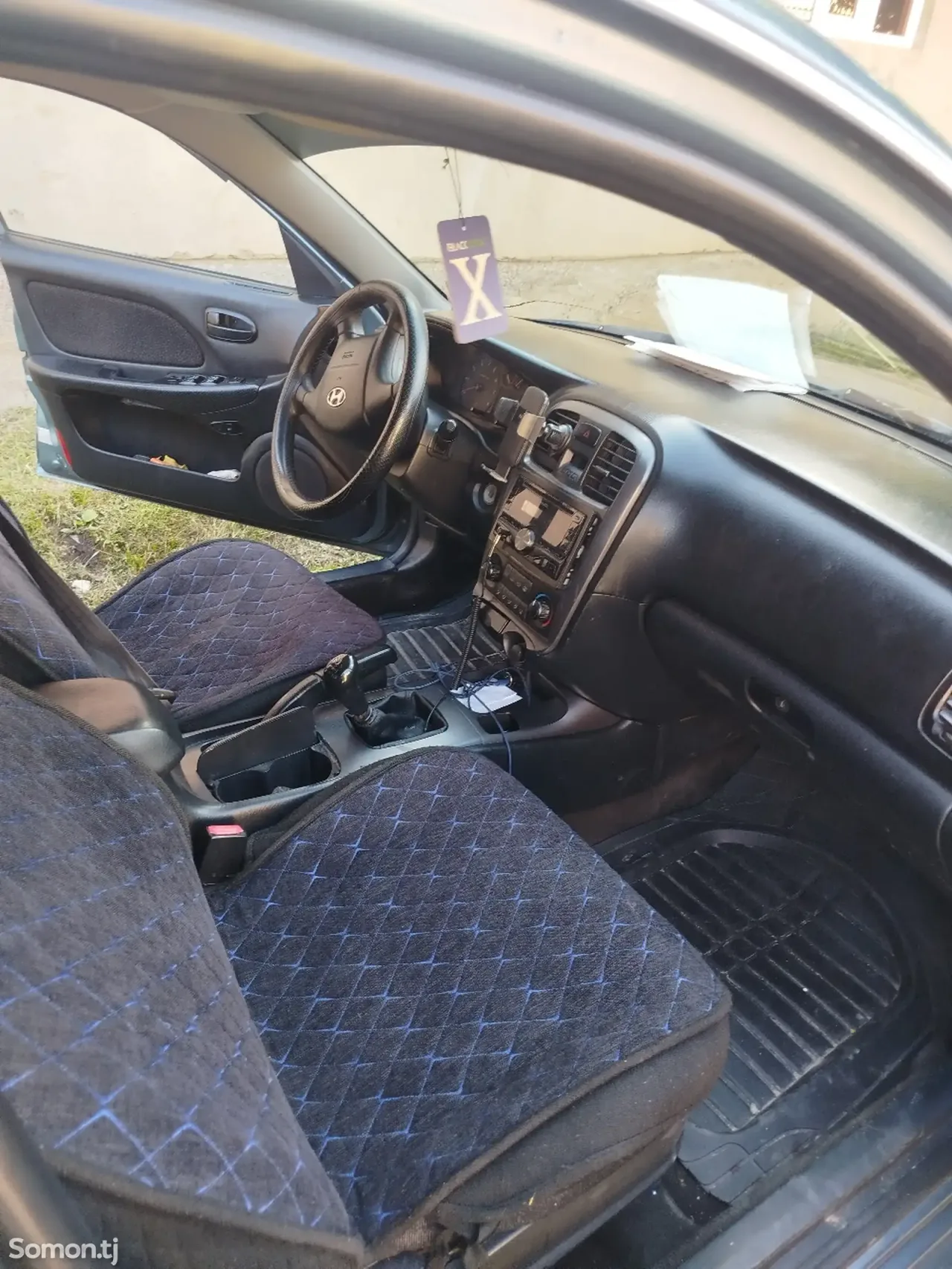 Hyundai Sonata 2004 · 1.8 MT