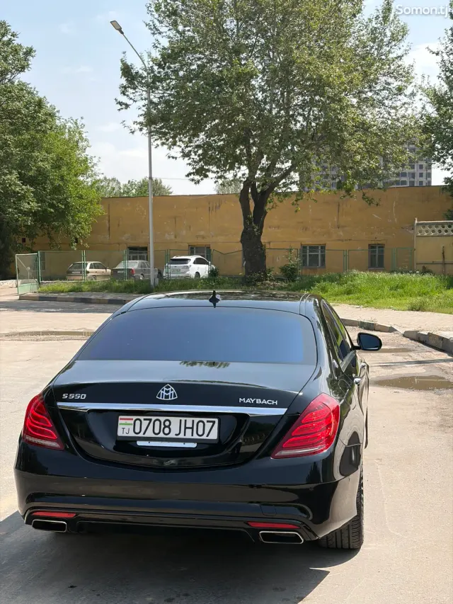 Mercedes-Benz S class 2015 · 5.5 AT