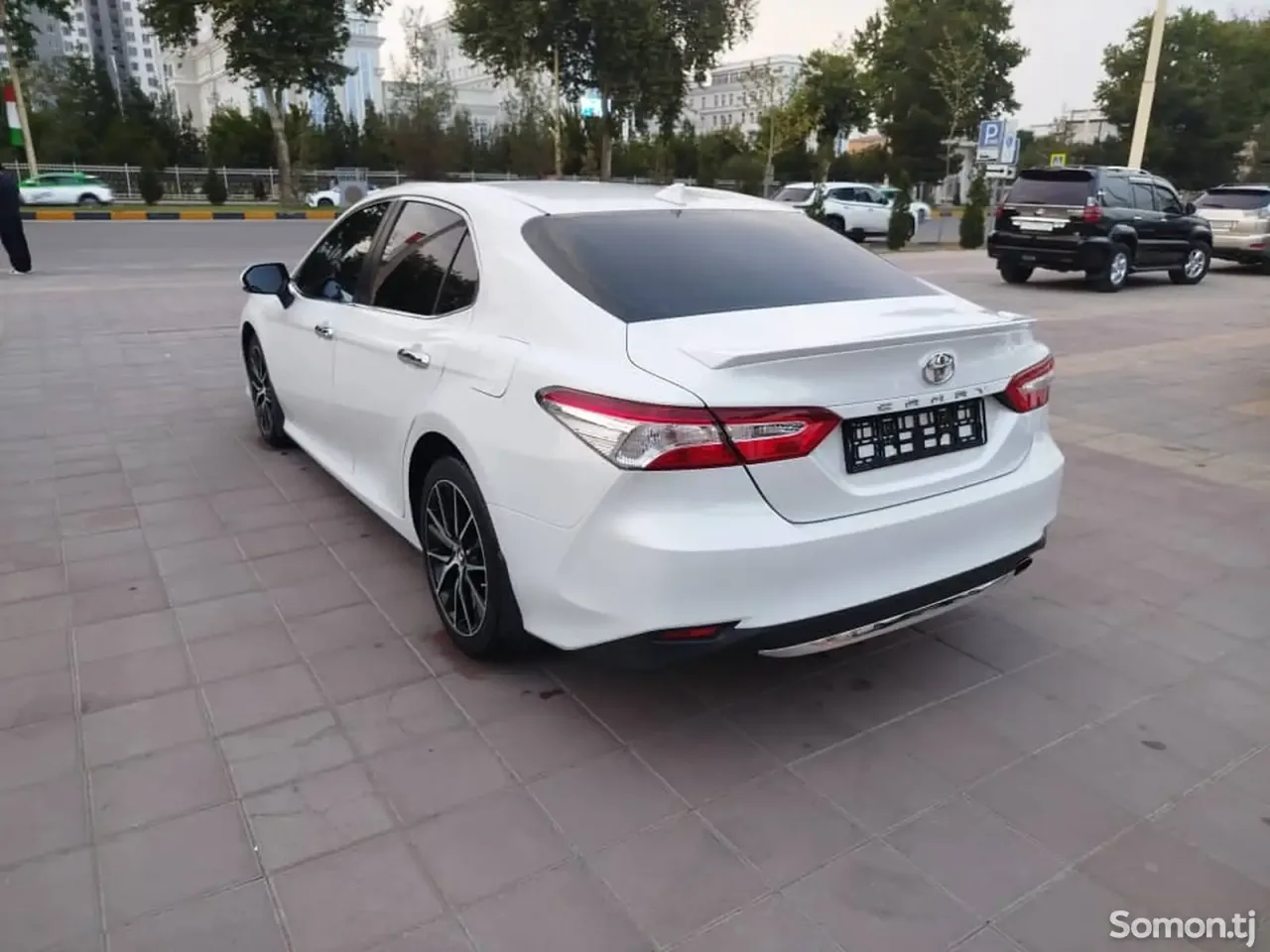Toyota Camry 2022 · 2.5 AT
