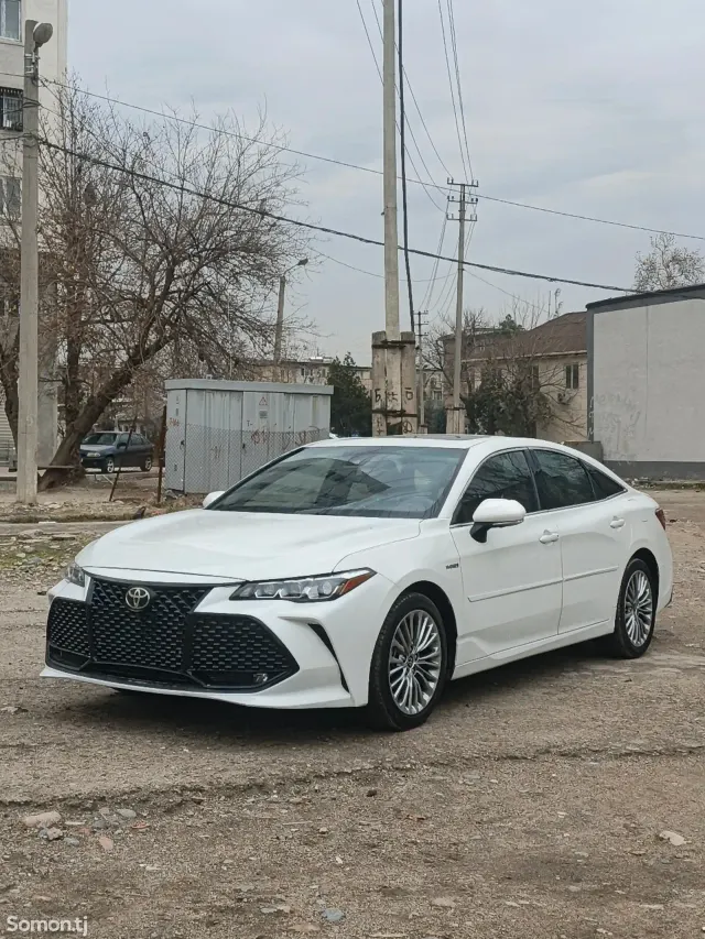 Toyota Avalon 2021 · 2.5 AT