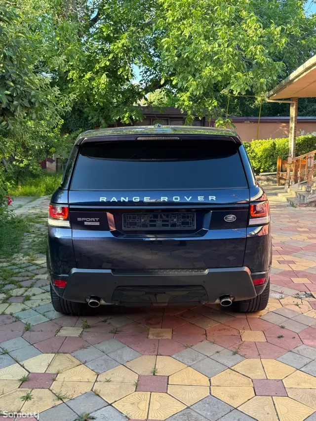 Land Rover Range Rover Sport 2015 · 4.4 AT